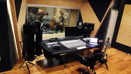 免費(fèi)體驗(yàn)Rupert Neve傳奇之聲，魔石錄音棚邀您共赴聽覺(jué)盛宴